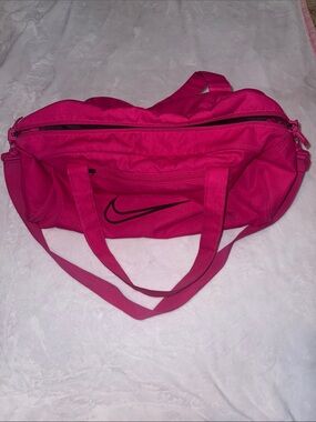 Nike Hot Pink Women's Travel Duffle Bag